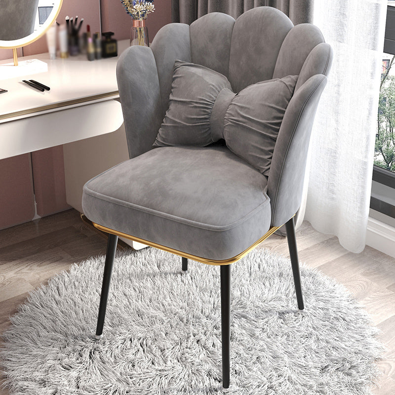 Silla de comedor tapizada de estilo escandinavo, silla individual con respaldo sólido para el hogar