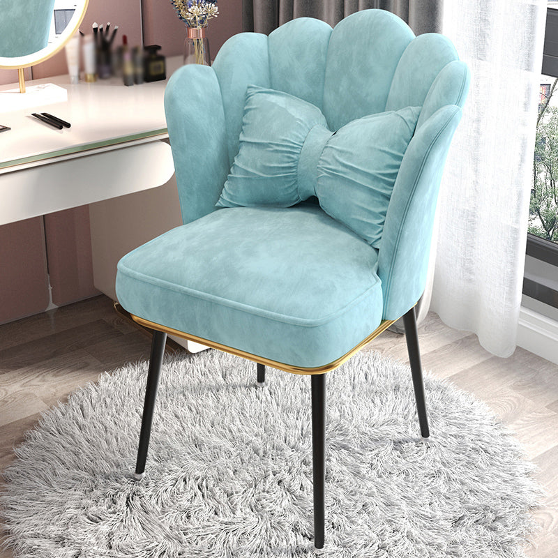 Silla de comedor tapizada de estilo escandinavo, silla individual con respaldo sólido para el hogar