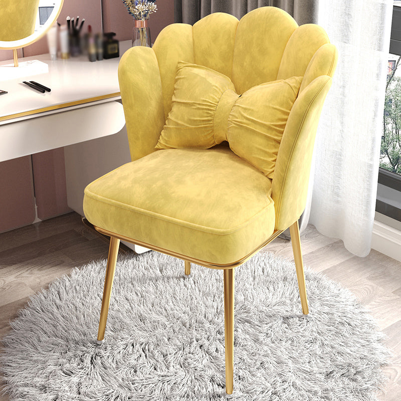 Silla de comedor tapizada de estilo escandinavo, silla individual con respaldo sólido para el hogar