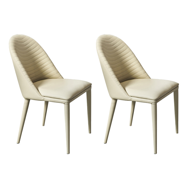 Chaises de salle à manger en cuir de conception moderne Chaises d'appoint sans accoudoirs à dossier solide (Ensemble de 2)
