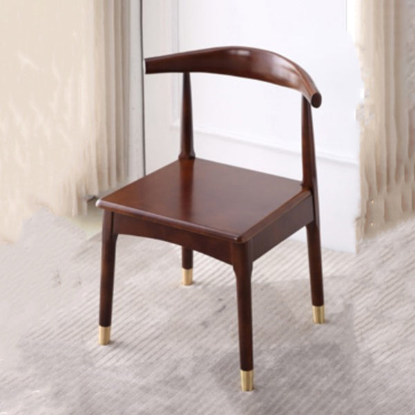 Silla lateral interior escandinava tapizada en madera Silla de comedor con respaldo abierto