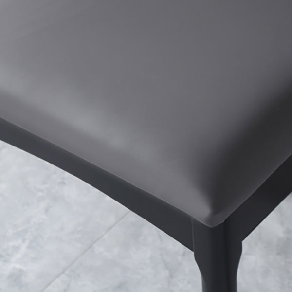 Silla lateral interior escandinava tapizada en madera Silla de comedor con respaldo abierto