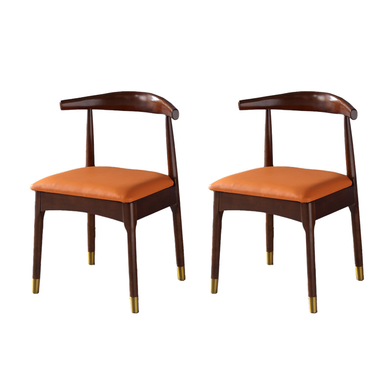 Silla lateral interior escandinava tapizada en madera Silla de comedor con respaldo abierto