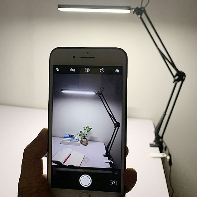 Lampada da scrivania a LED di apprendimento moderno in metallo lampada da tavolo singolo per camera da letto