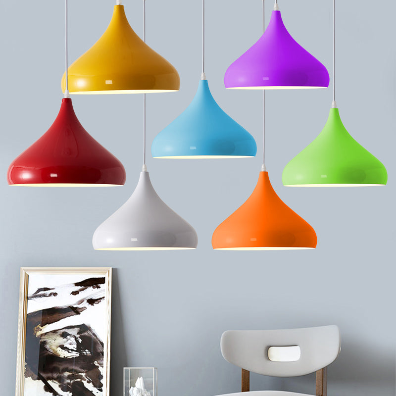 Shade de couverture en métal.