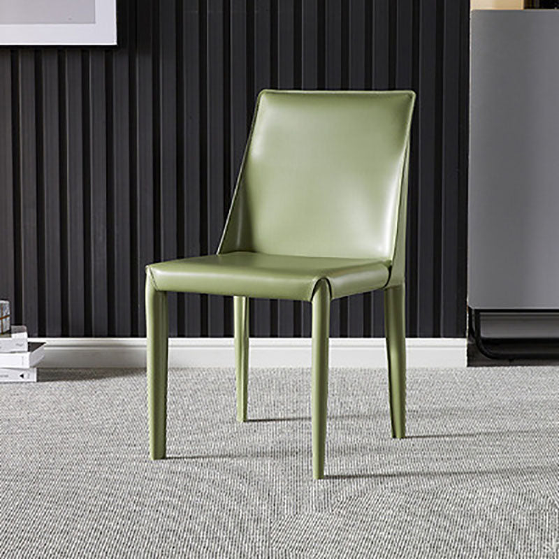 Silla auxiliar para el hogar de cuero estilo silla de montar Parsons Silla de comedor con acabado mate