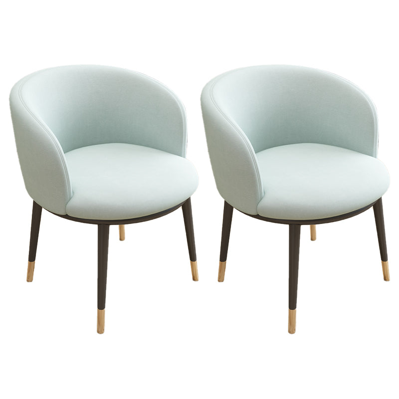 Silla auxiliar escandinava Silla de comedor tapizada de metal con respaldo Parsons para interiores