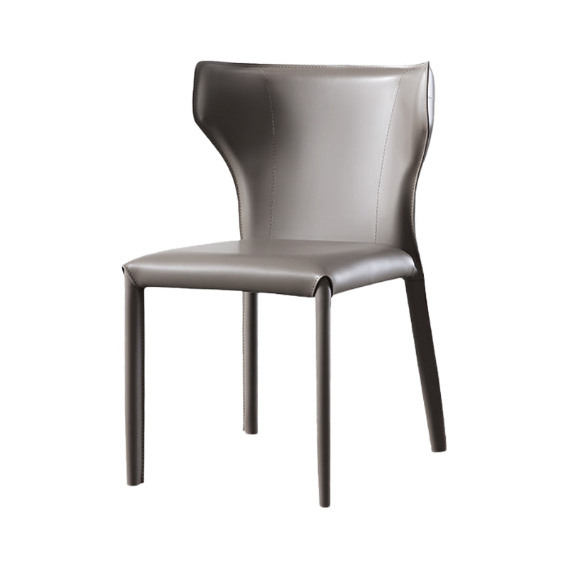 Silla lateral de cuero estilo diseñador para el hogar, silla de comedor con respaldo de orejas y acabado mate (juego de 2)