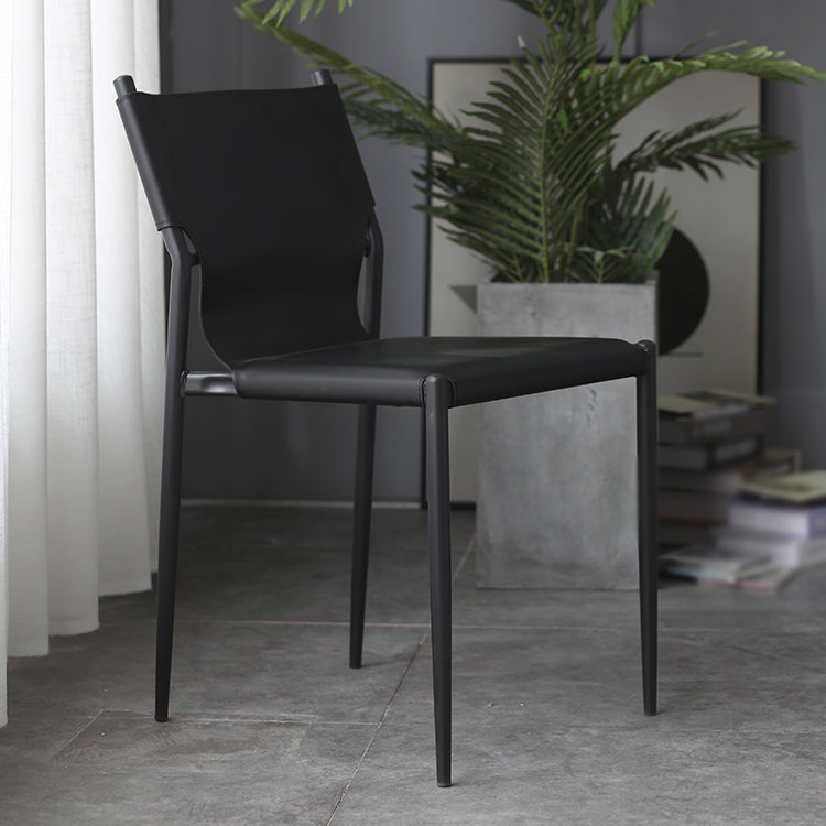 Sillas de comedor de cuero de estilo industrial Sillas laterales de comedor sin brazos con respaldo sólido (juego de 2)