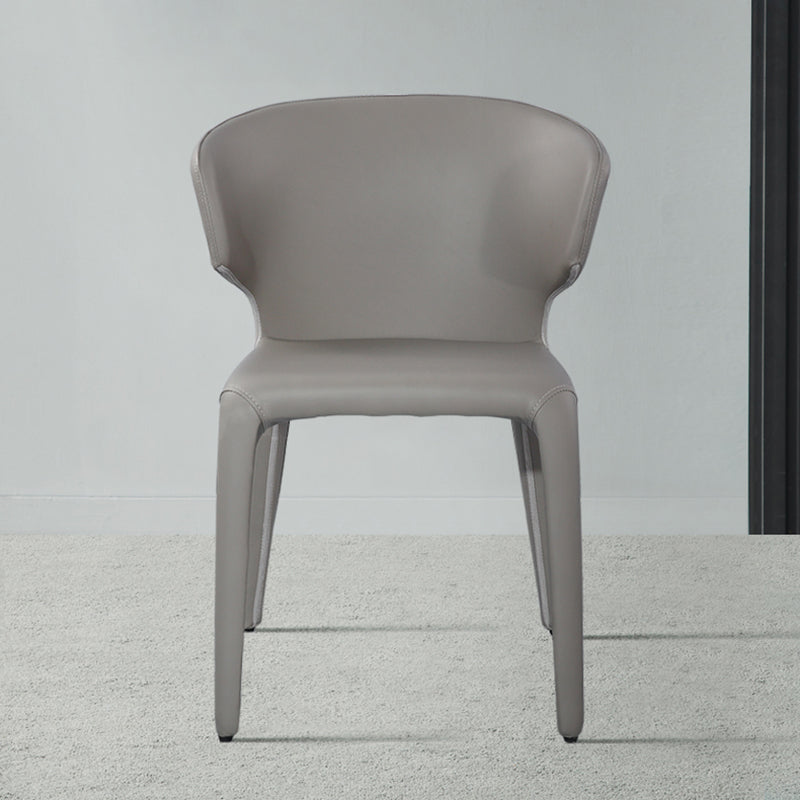 Chaise de bras de style de style ouule en cuir finition mate à manger simple