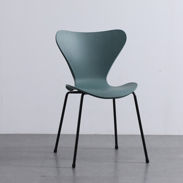 Chaise sans bras de salle à manger en plastique de style industriel, chaise latérale de salle à manger à dossier solide