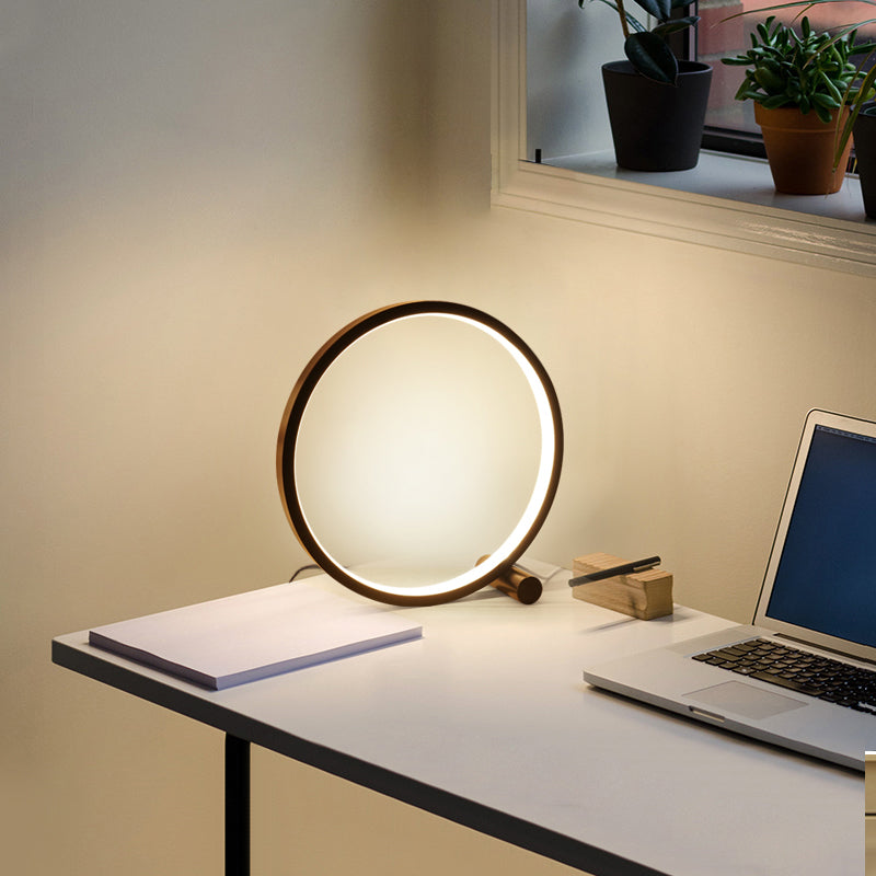 Lampada da tavolo notturna del cerchio in stile moderno in metallo 1 comodino leggero lampada