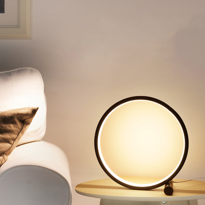 Lampada da tavolo notturna del cerchio in stile moderno in metallo 1 comodino leggero lampada