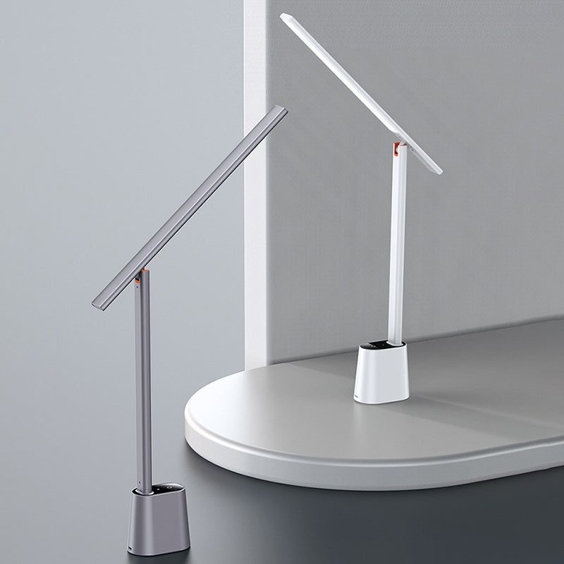 Lampe de table à LED concise moderne lampe de table linéaire en métal pour chambre à coucher