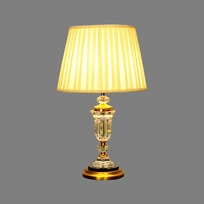 Luz de mesa de tela de barril Modernismo 1 Bulbo Lámpara de escritorio beige para el comedor