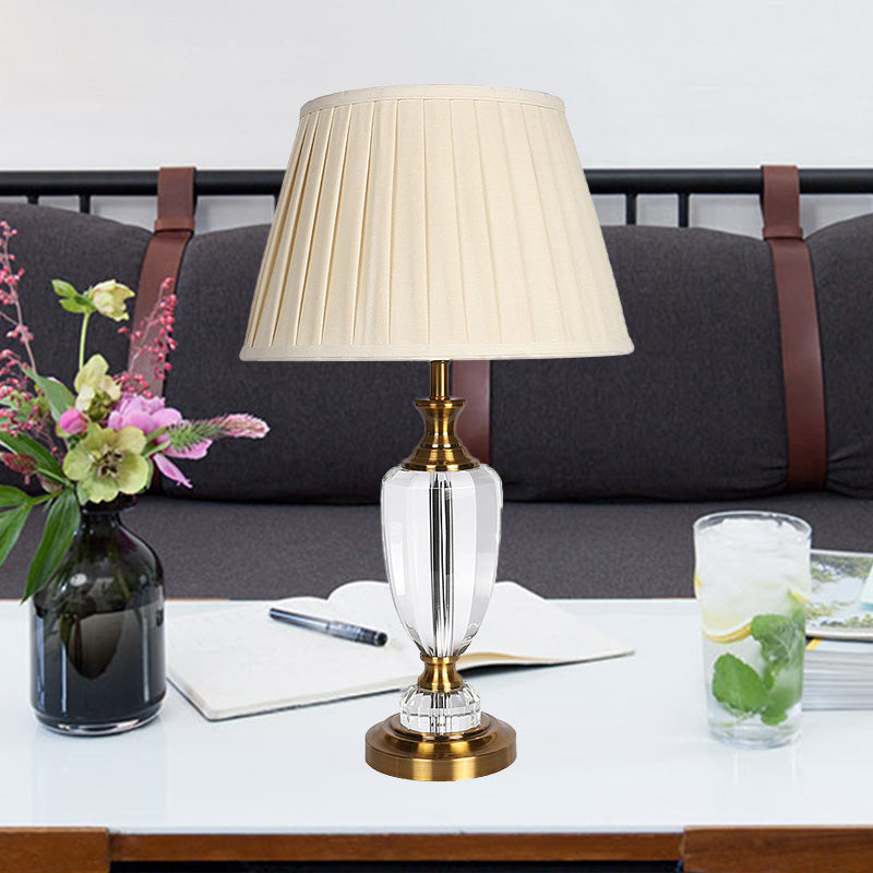 Lampada da tavolo moderna a forma di vaso, in cristallo tagliato a mano, a 1 testa, piccola lampada da scrivania beige larga 14"/16".