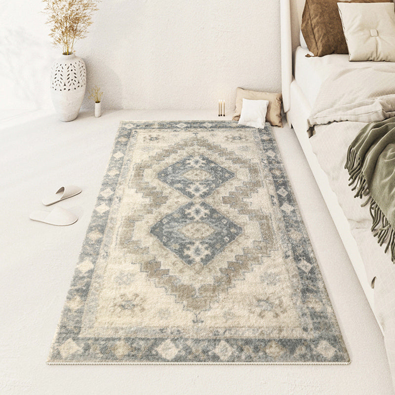 Beige Modern Rug Polyester Graphic Rug Non-Slip Backing Rug for Home Decor