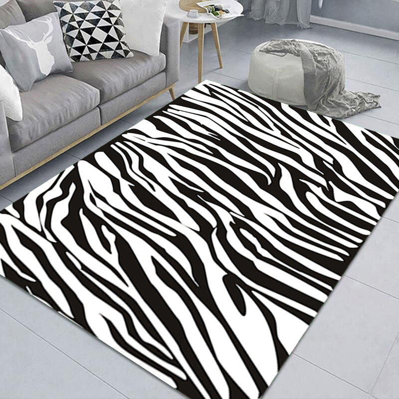 White Simple Rug Polyester Abstract Pattern Rug Non-Slip Backing Rug for Living Room