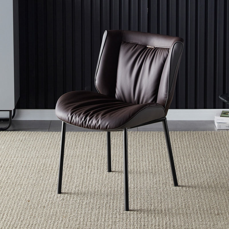 Chaise latérale industrielle d'intérieur, chaise de salle à manger rembourrée en métal à dossier solide