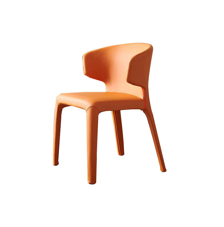 Silla de comedor individual con respaldo sólido y acabado mate de cuero estilo diseñador