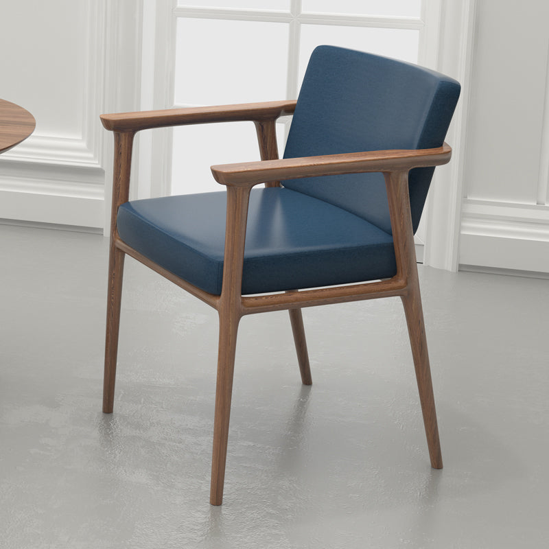 Silla de comedor tapizada con respaldo sólido de estilo tradicional para interiores