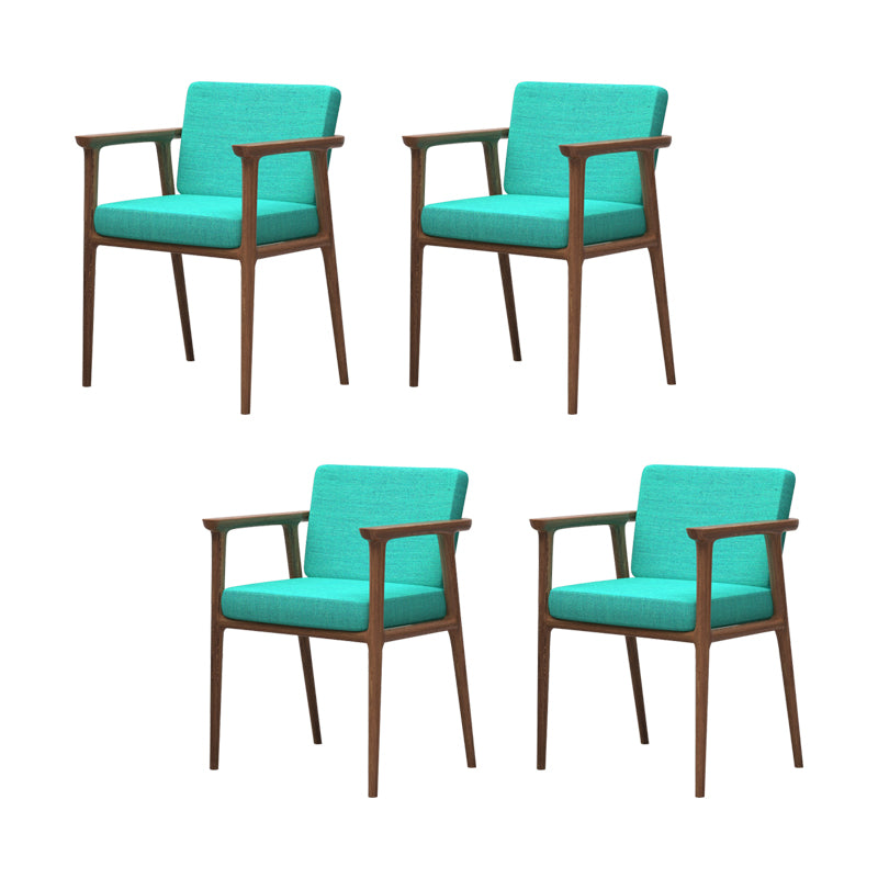 Silla de comedor tapizada con respaldo sólido de estilo tradicional para interiores
