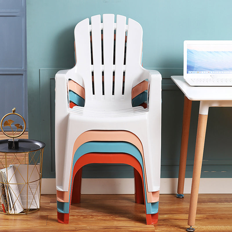 Fauteuils de salle à manger en plastique modernes, fauteuils de salle à manger à dossier empilable d'intérieur à lattes