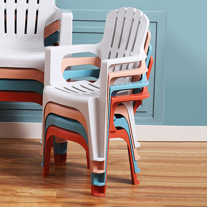Fauteuils de salle à manger en plastique modernes, fauteuils de salle à manger à dossier empilable d'intérieur à lattes