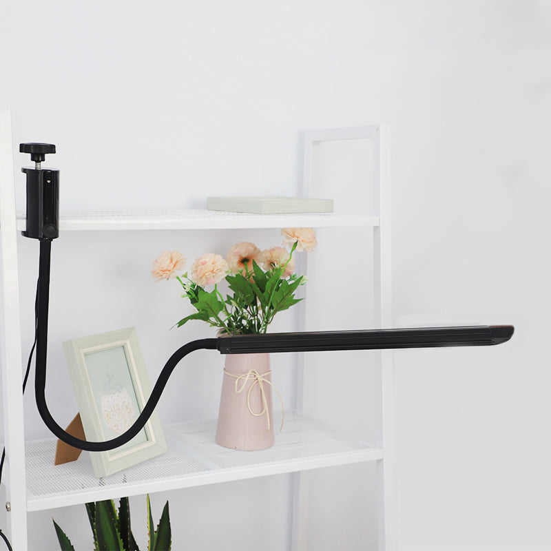 Moderne lineaire tafellamp metalen met één lichttafel Licht voor de slaapkamer