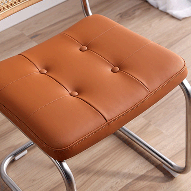 Silla de metal de estilo moderno Comedor Cocina Sillas laterales con respaldo abierto