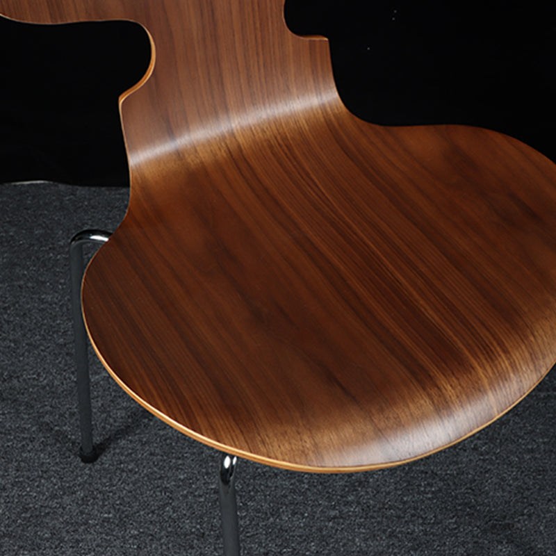 Silla de comedor de madera escandinava con respaldo de orejas y acabado mate (juego de 4)