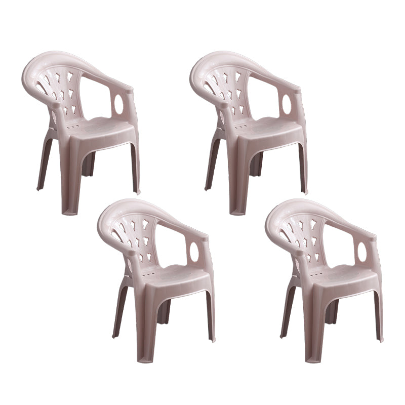 El apilamiento contemporáneo que cena el brazo preside el plástico que cena la silla lateral para el uso en el hogar