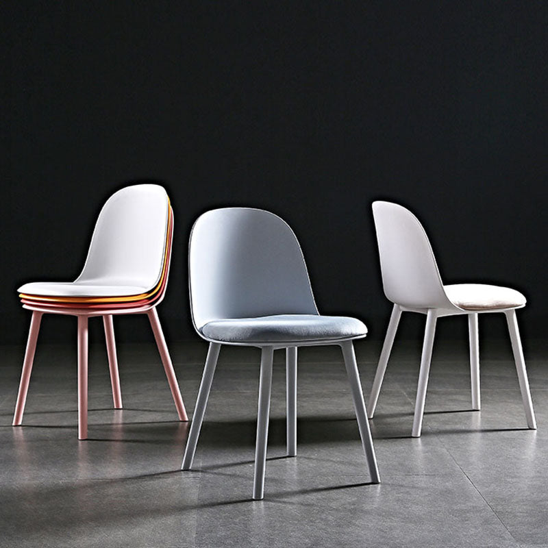 Silla lateral de comedor de plástico de estilo escandinavo, silla sin brazos con respaldo abierto para el hogar