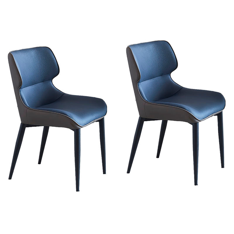 Accueil Industriel Fauteuil à oreilles Chaise de salle à manger rembourrée en métal (Ensemble de 2)
