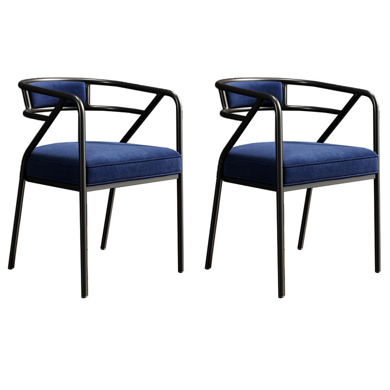 Chaise de salle à manger à dossier ouvert au fini mat avec accoudoirs en velours Industrial Home (Ensemble de 2)