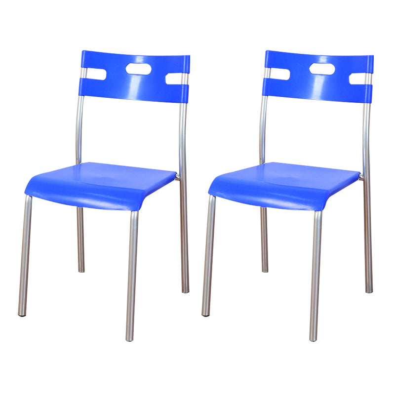 Plástico de estilo minimalista que cena la parte posterior abierta apilable de la silla sin brazos que cena la silla lateral