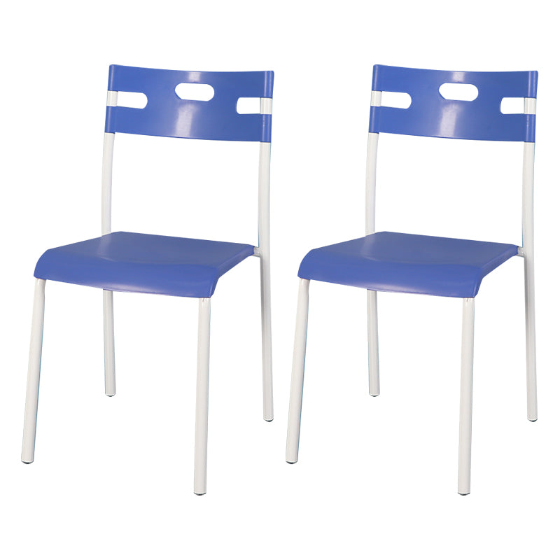 Plástico de estilo minimalista que cena la parte posterior abierta apilable de la silla sin brazos que cena la silla lateral