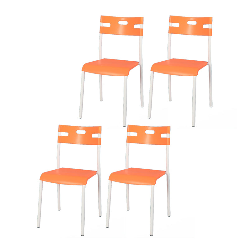 Plástico de estilo minimalista que cena la parte posterior abierta apilable de la silla sin brazos que cena la silla lateral