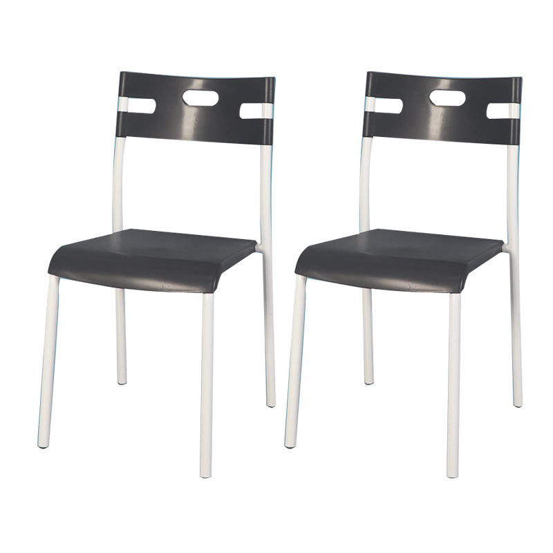 Plástico de estilo minimalista que cena la parte posterior abierta apilable de la silla sin brazos que cena la silla lateral