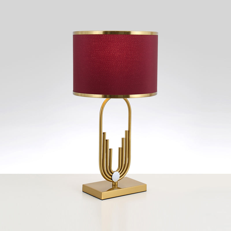 Lampada da tavolo per gli occhi postmoderna Lampada Minimalista Metal Night Stand Light per salotto