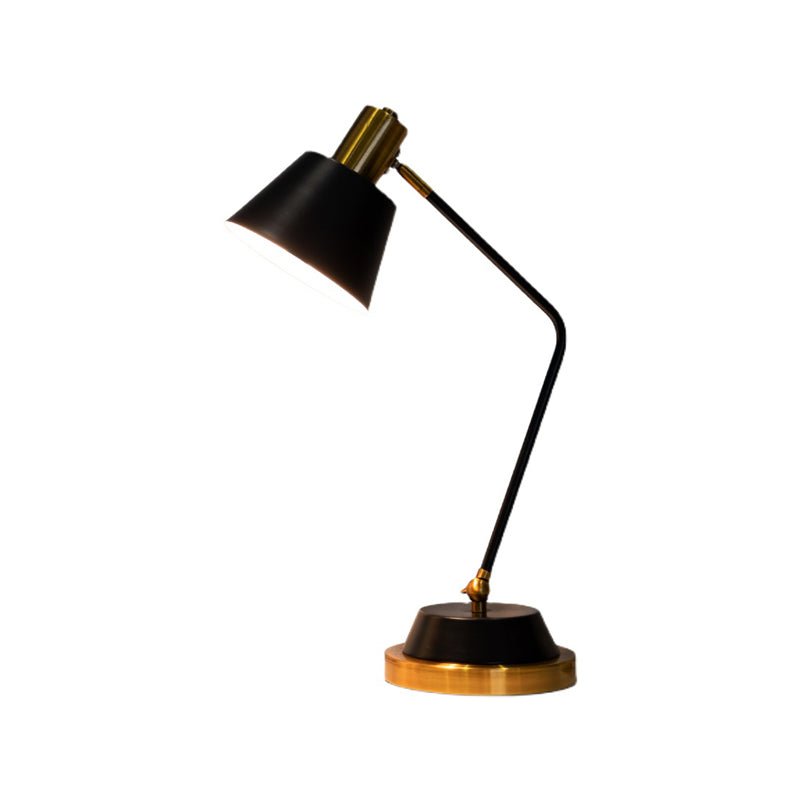 Lumo da tavolo metallico moderno per gli occhi per gli occhi per gli occhi per il salotto della camera da letto dello studio