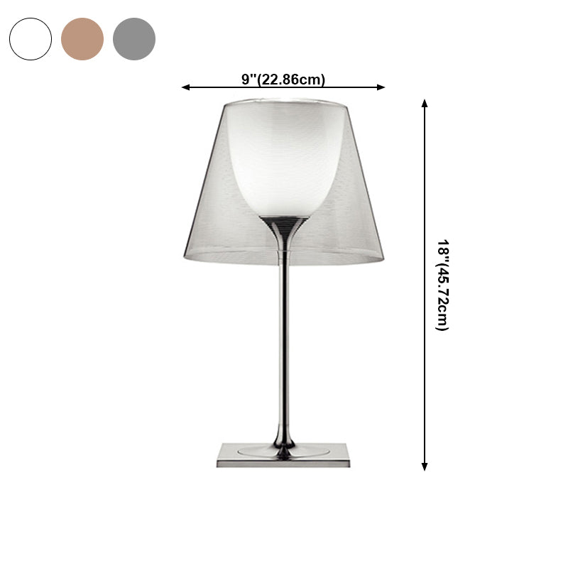 Lampada da tavolo semplice Nordic Lampada da scrivania in vetro in stile moderno per la camera da letto dello studio
