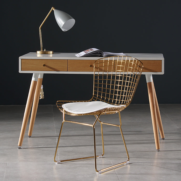 Chaise d'appoint de salle à manger en métal Glam, chaise rembourrée sans accoudoirs à dossier croisé pour salle à manger