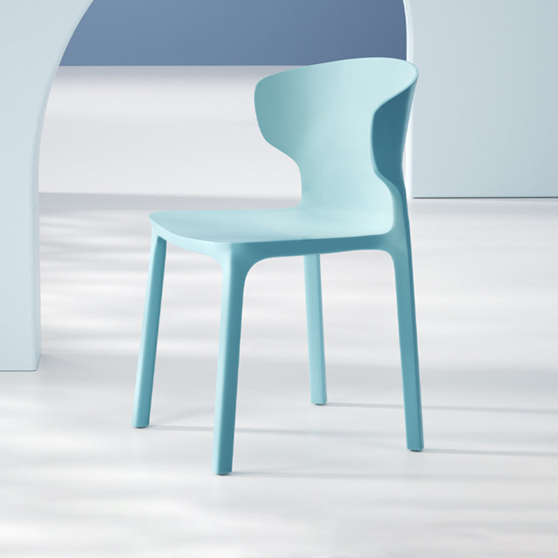 Chaises sans accoudoirs en plastique de style scandinave (Ensemble de 4)