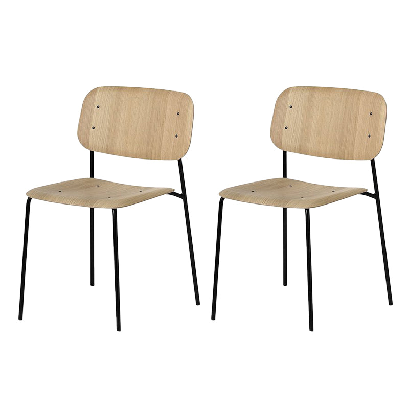 Chaise d'intérieur industrielle avec dossier ouvert en bois et pieds en métal, chaise de salle à manger