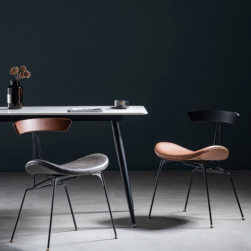 El cuero del estilo industrial que cena las sillas sin brazos abre la parte posterior que cena la silla lateral