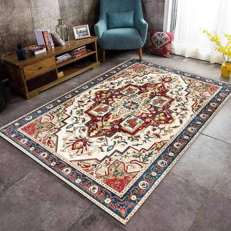 Beige Traditional Rug Polyester Graphic Rug Non-Slip Backing Rug for Living Room