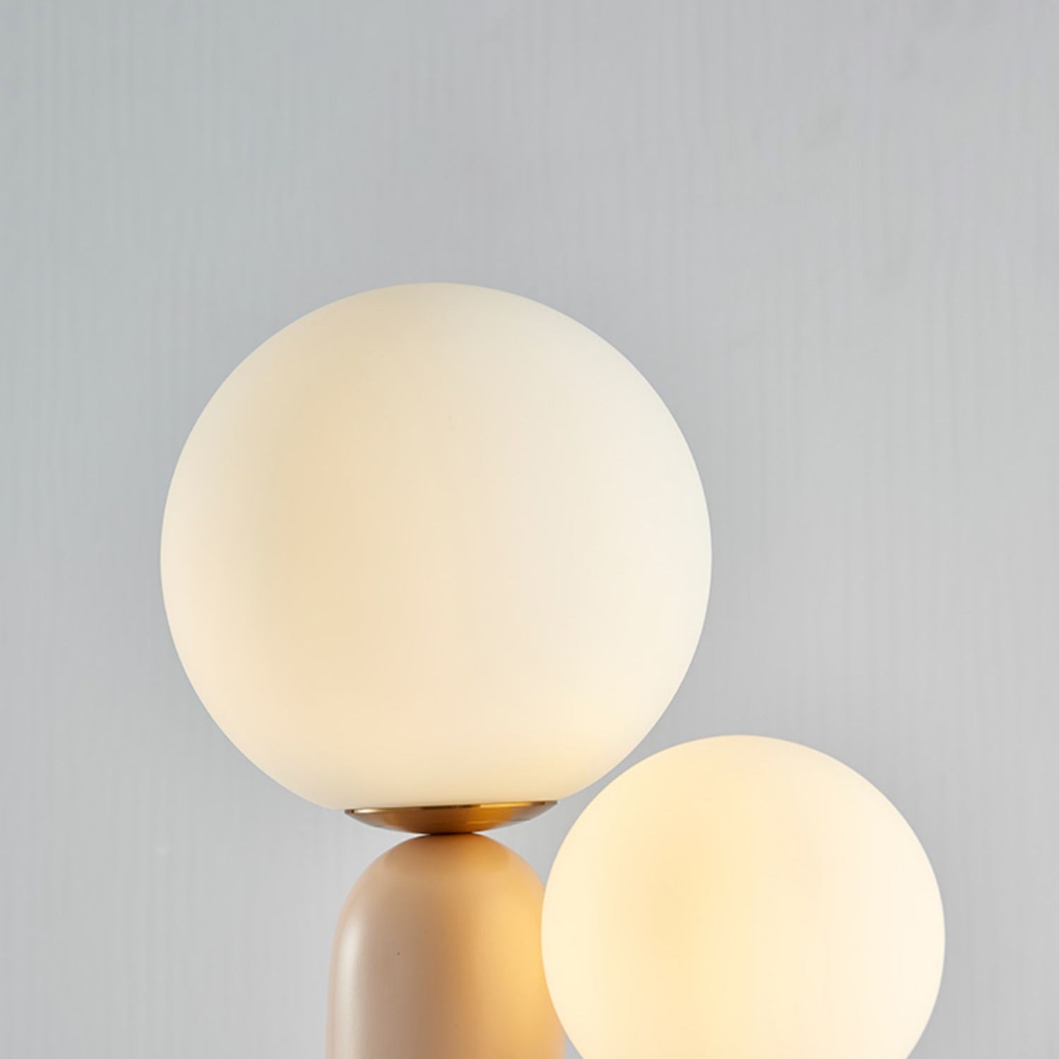 Postmodern oogverzorging Bureaulamp Minimalistisch tafellamp voor de slaapkamer van de studieruimte