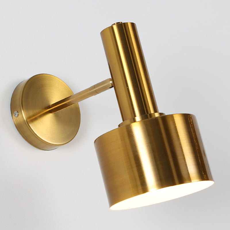 Postmodern Metal Wall Sconce 1 Blub Golden Wall Mounted Light Fixture for Bedroom