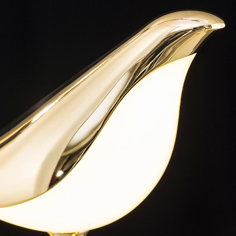 Sala de estar dorada mate de pared posmoderna lámpara montada en la pared